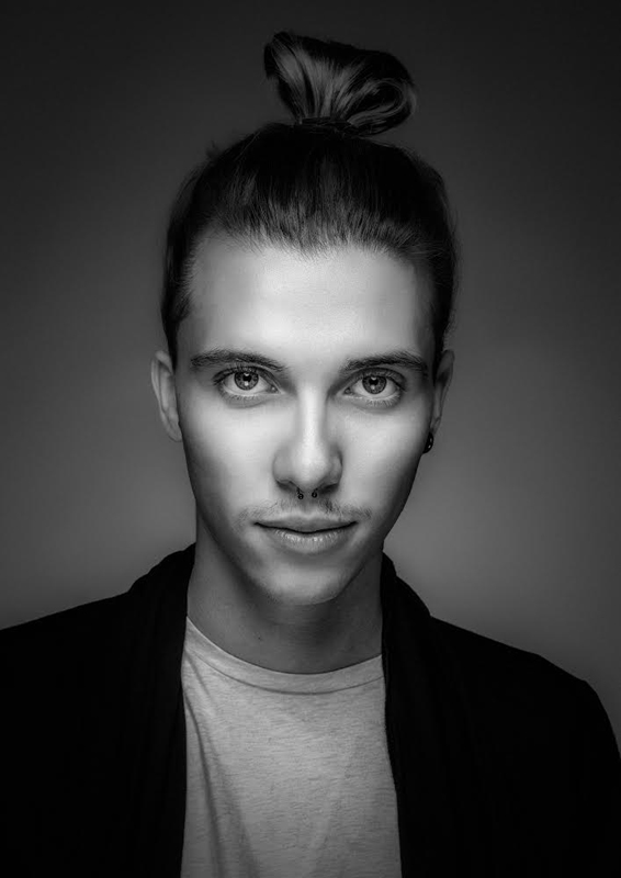 Pierre Ginsburg : 20 years old and a fashion lover, hairdressing is his specialty !