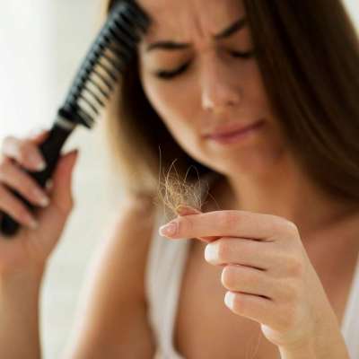 Les traitements efficaces pour lutter contre la chute des cheveux