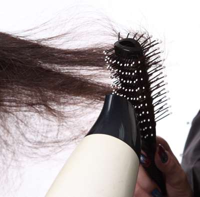 Cheveux électriques : Au secours, que faire? 