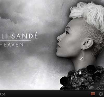 El look  MOHAWK  Platino de EMELI  SANDE