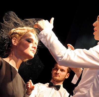 Relooking parisien à la maison de coiffure Christophe-Nicolas Biot