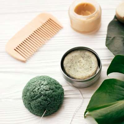 Pourquoi utiliser un shampoing solide dans sa routine capillaire ?