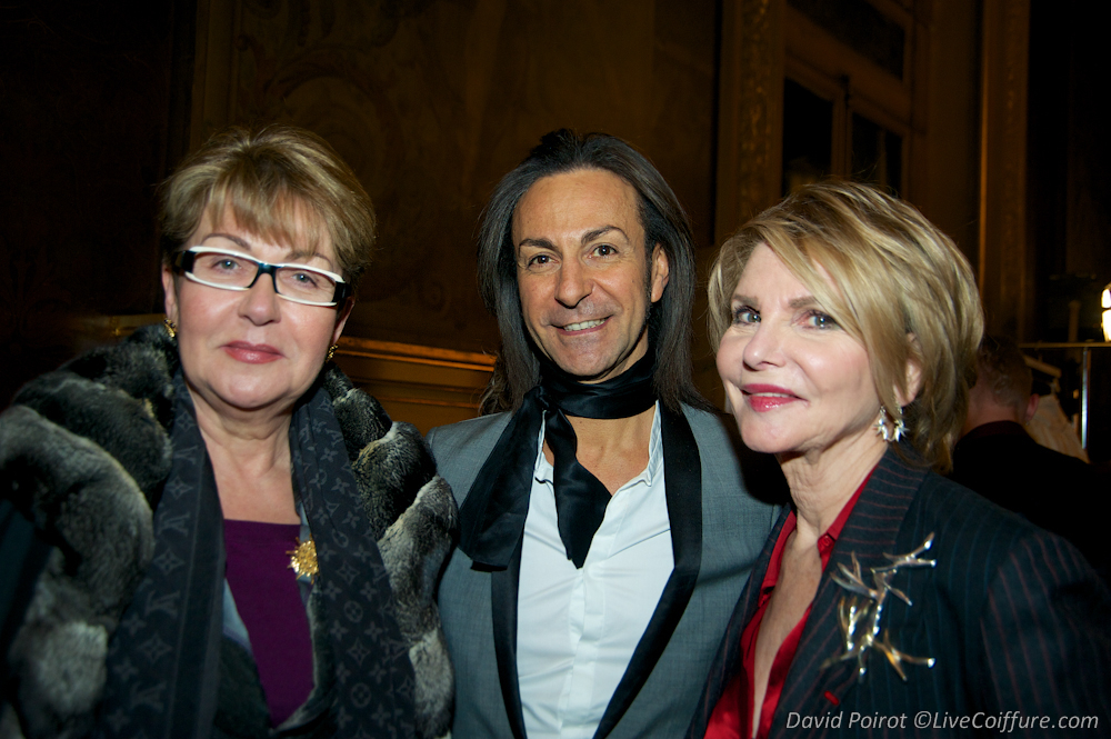 People Defile Jean DOUCET