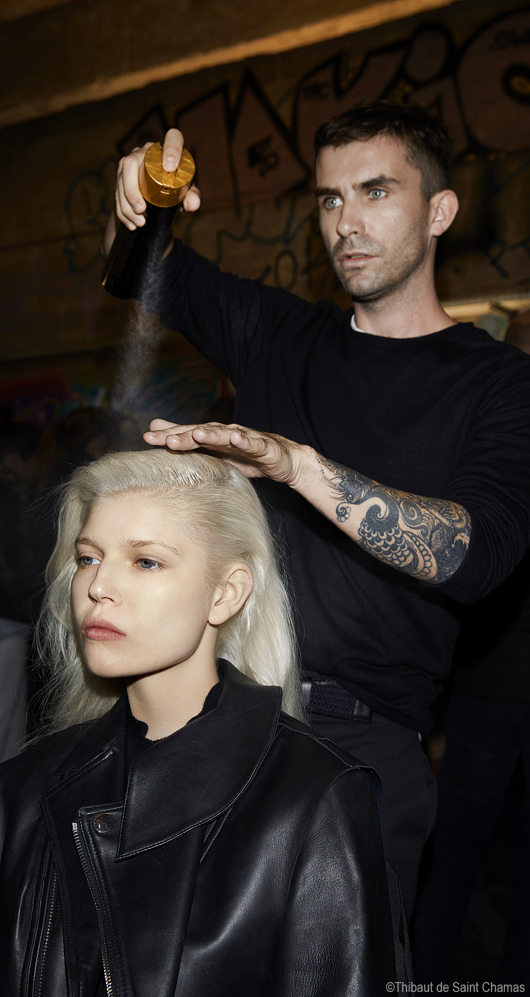 defile-anthony-vaccarello-coiffeur-anthony-turner-1