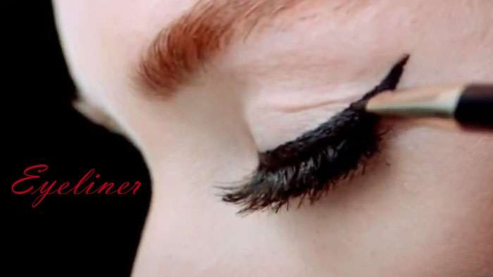 L'incontournable de la saison, l'Eyeliner!