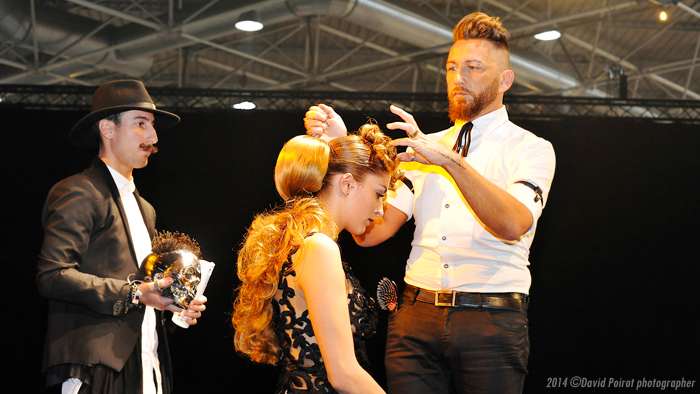 Lyon rolls out the red carpet to Jérôme Guézou and his chignons !