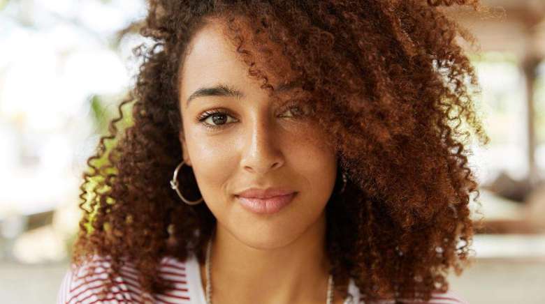 Comment prendre soin de vos cheveux afro frisés ou crépus ?