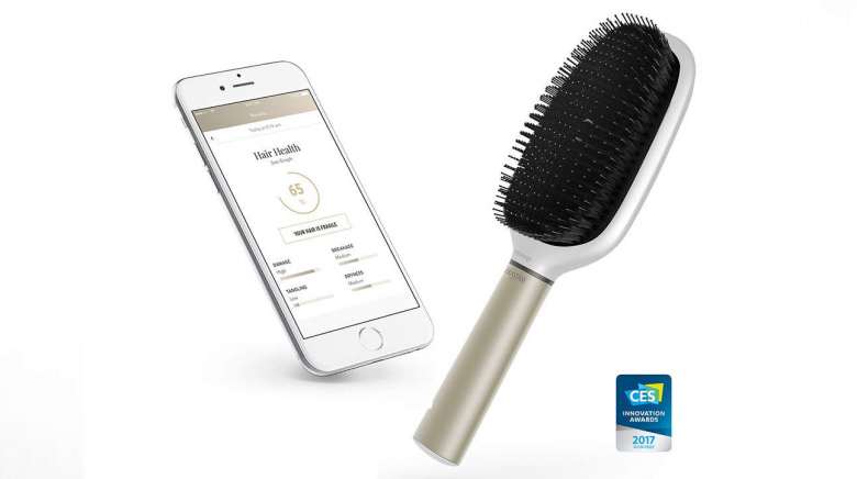 Toutes connectées grâce à la brosse Hair Coach de Kérastase