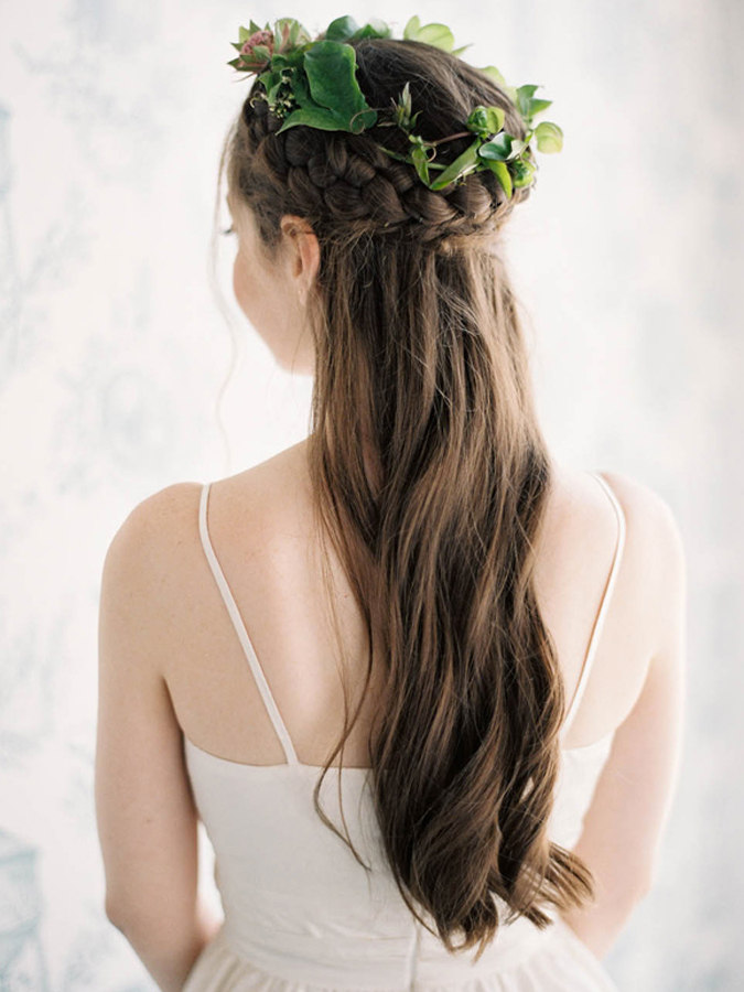 7 ideas of wedding hairstyles noticed on Pinterest