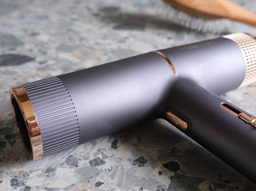 Haircvt Dryer : le meilleur sèche-cheveux du marché ?