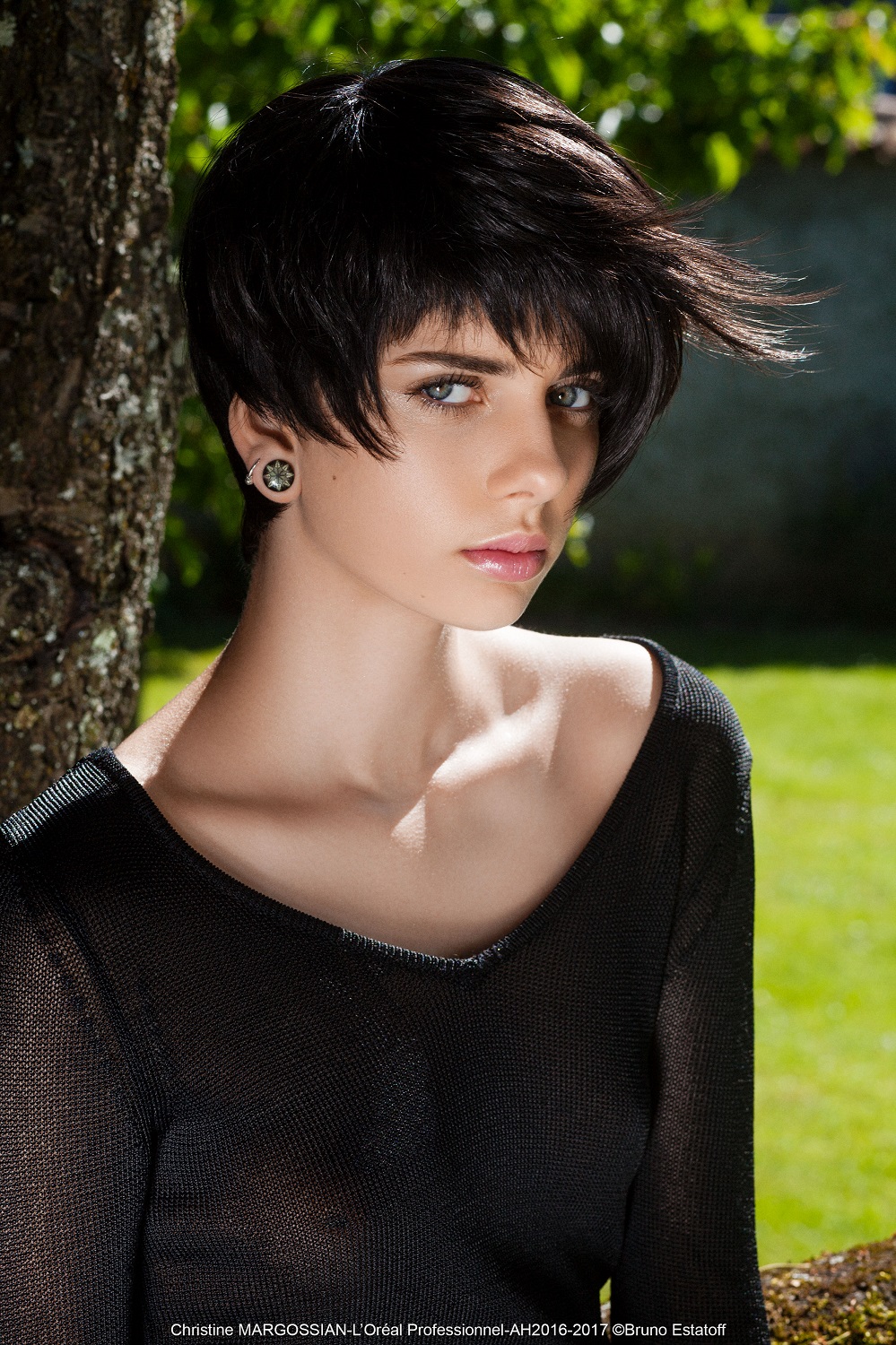 Asymmetric bob