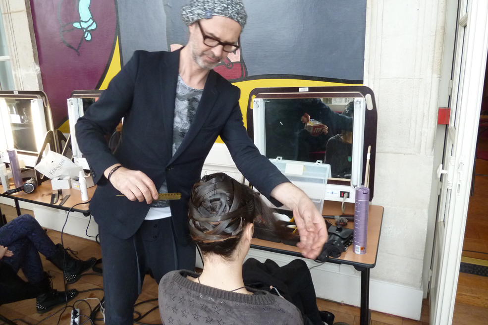 Un gran nombre de la peluquera francesa se confía a Livecoiffure : Philippe Tapprest