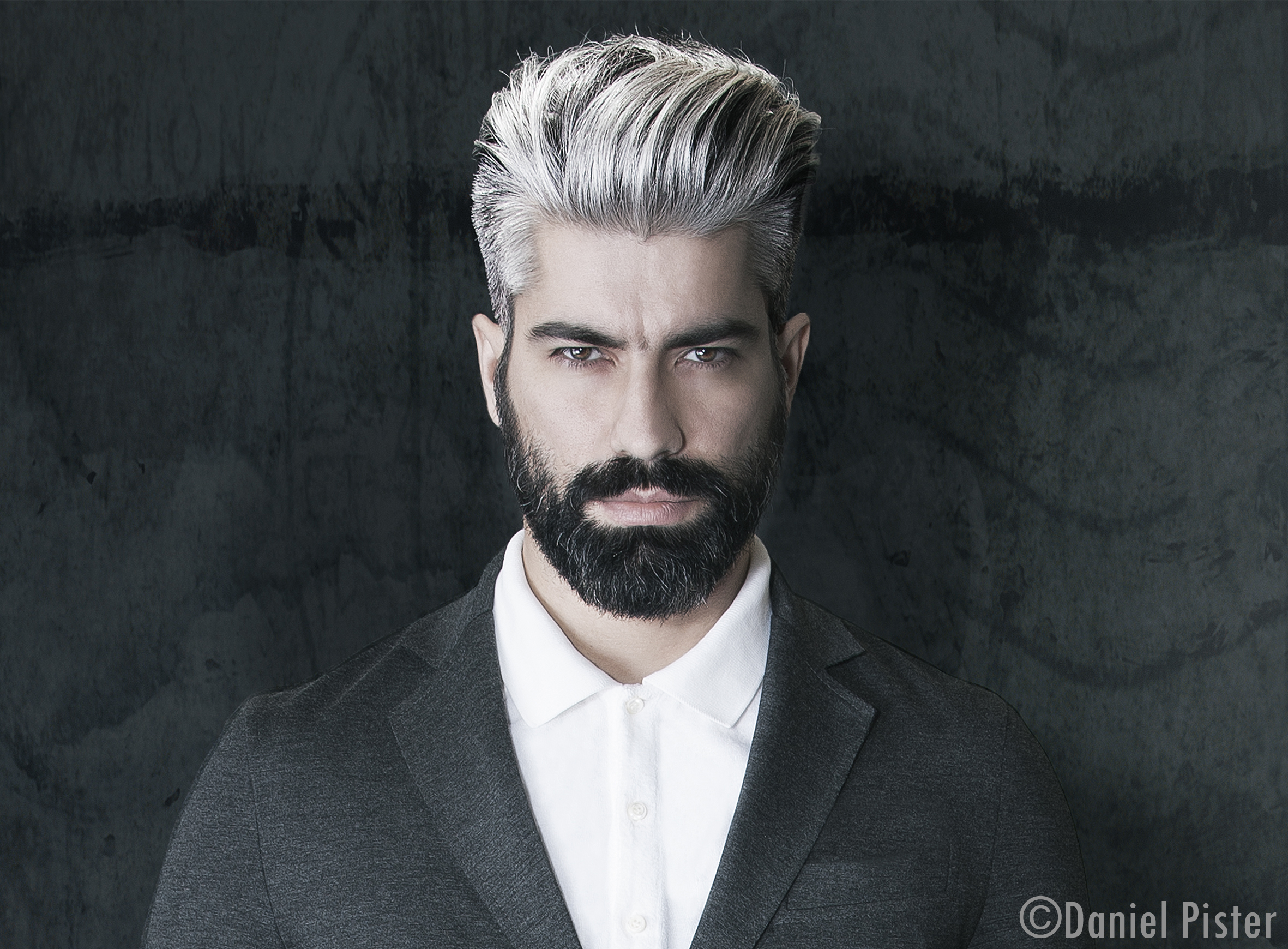 Les cheveux gris au masculin