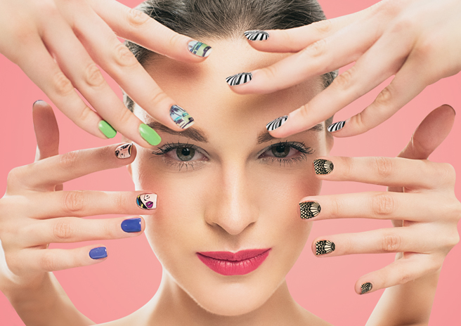 Déjate seducir por Nailae : ! Imprime tus diseños preferidos sobre tus uñas ! 