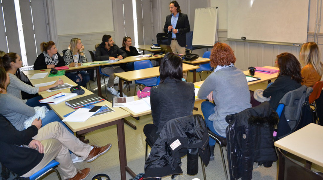 Formation Manager de salon de coiffure: l’avenir d’une profession. Interview Romaric Andreux directeur d’école