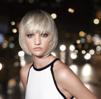 Blondes take notes : Discover the Blond Idol Back Bar in the salons Redken !