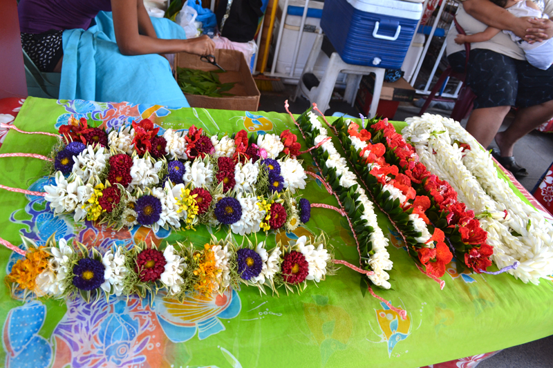 The flower crown : It hair accessory of summer 2015