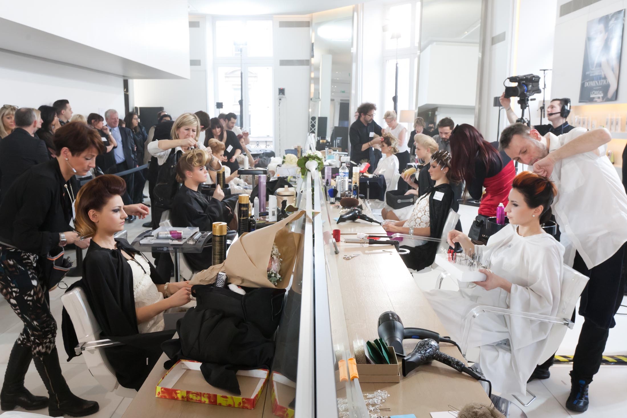 Alima Baz : Laureate of the contest Meilleur Ouvrier de France, let you seduce by that vibrant woman