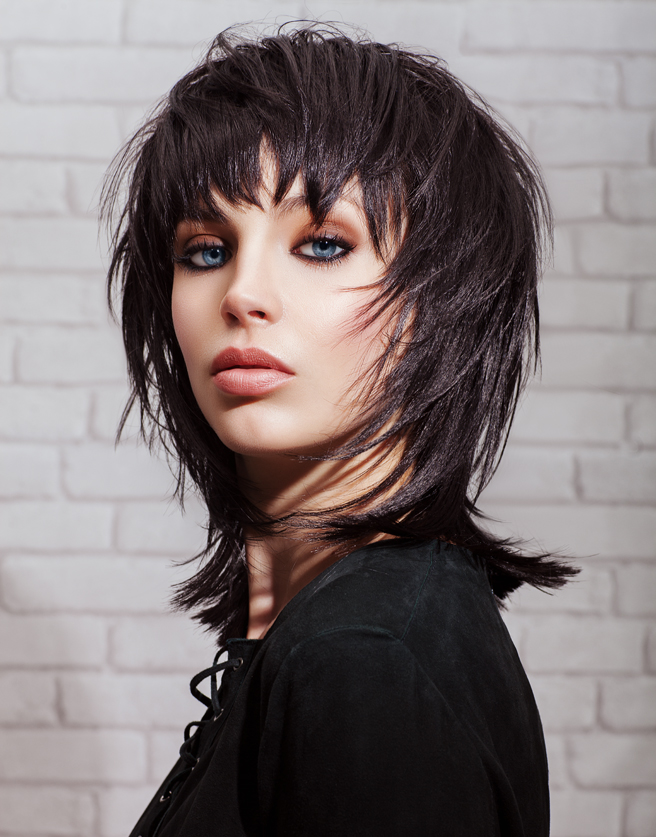 Black shaggy hair  <br />Christine Margossian <br /> IT LOOKS P/V 2015