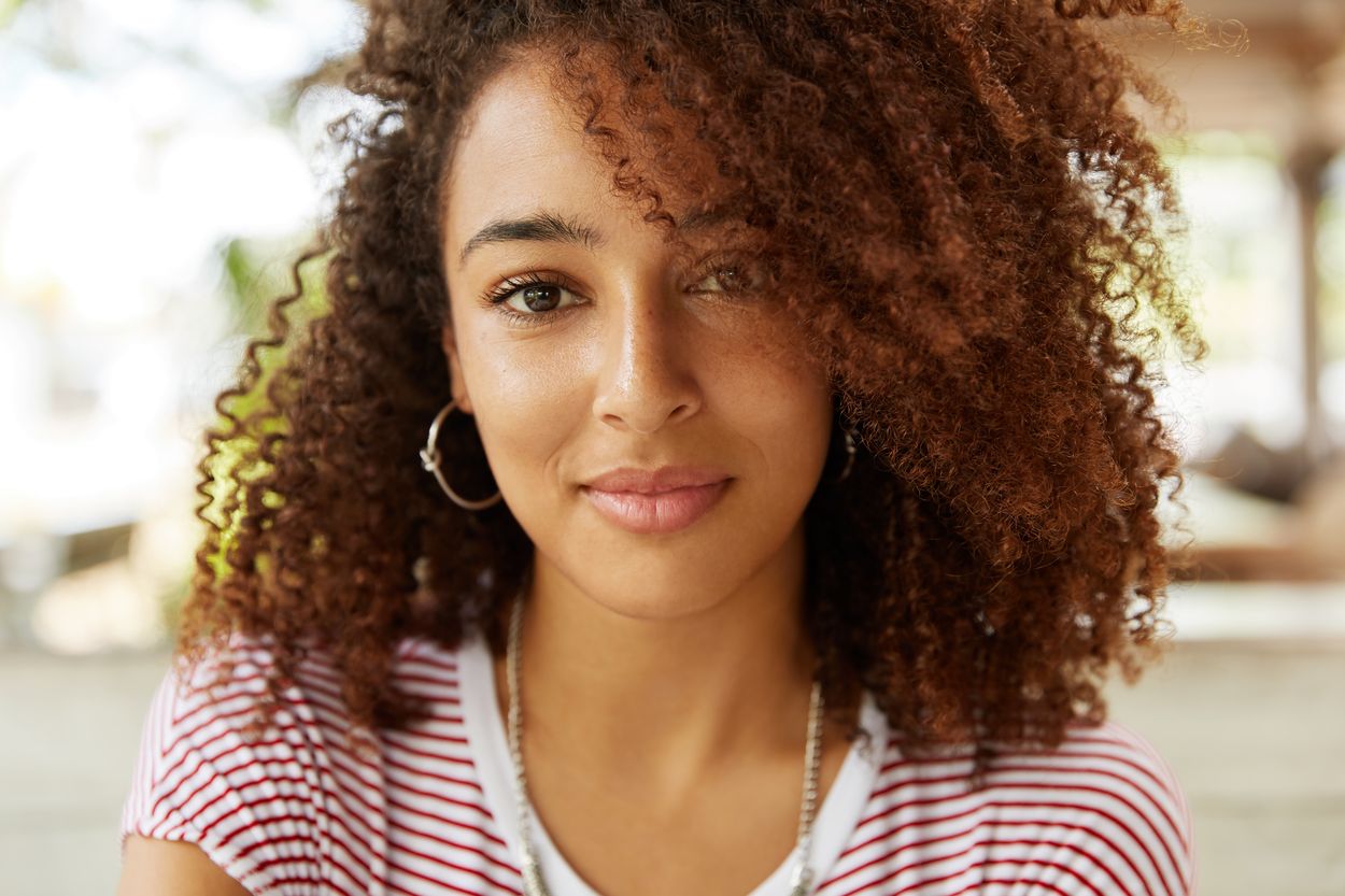 Comment prendre soin de vos cheveux afro frisés ou crépus ?